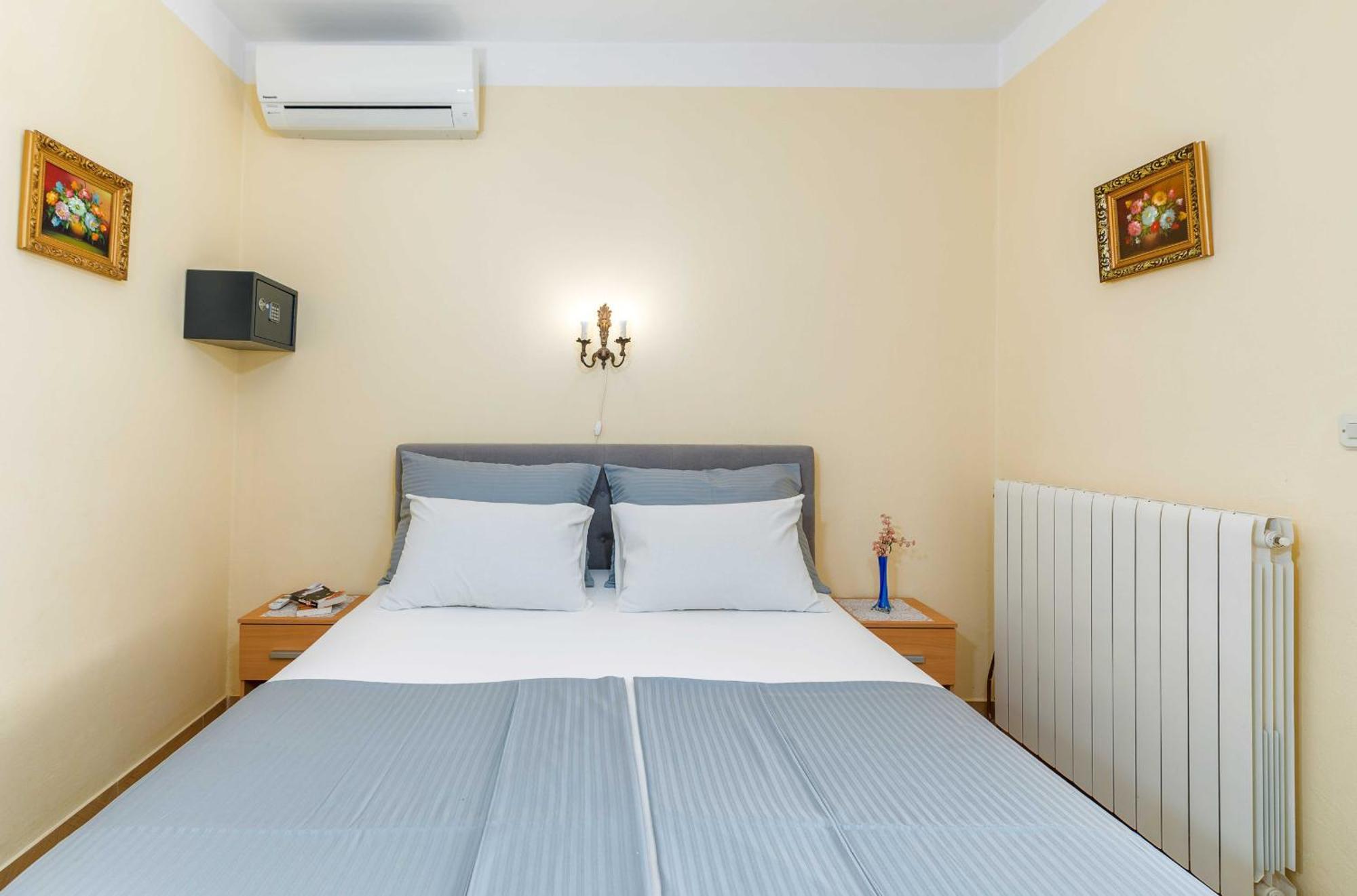 Villa Nada In Fazana - Near The Beach Экстерьер фото