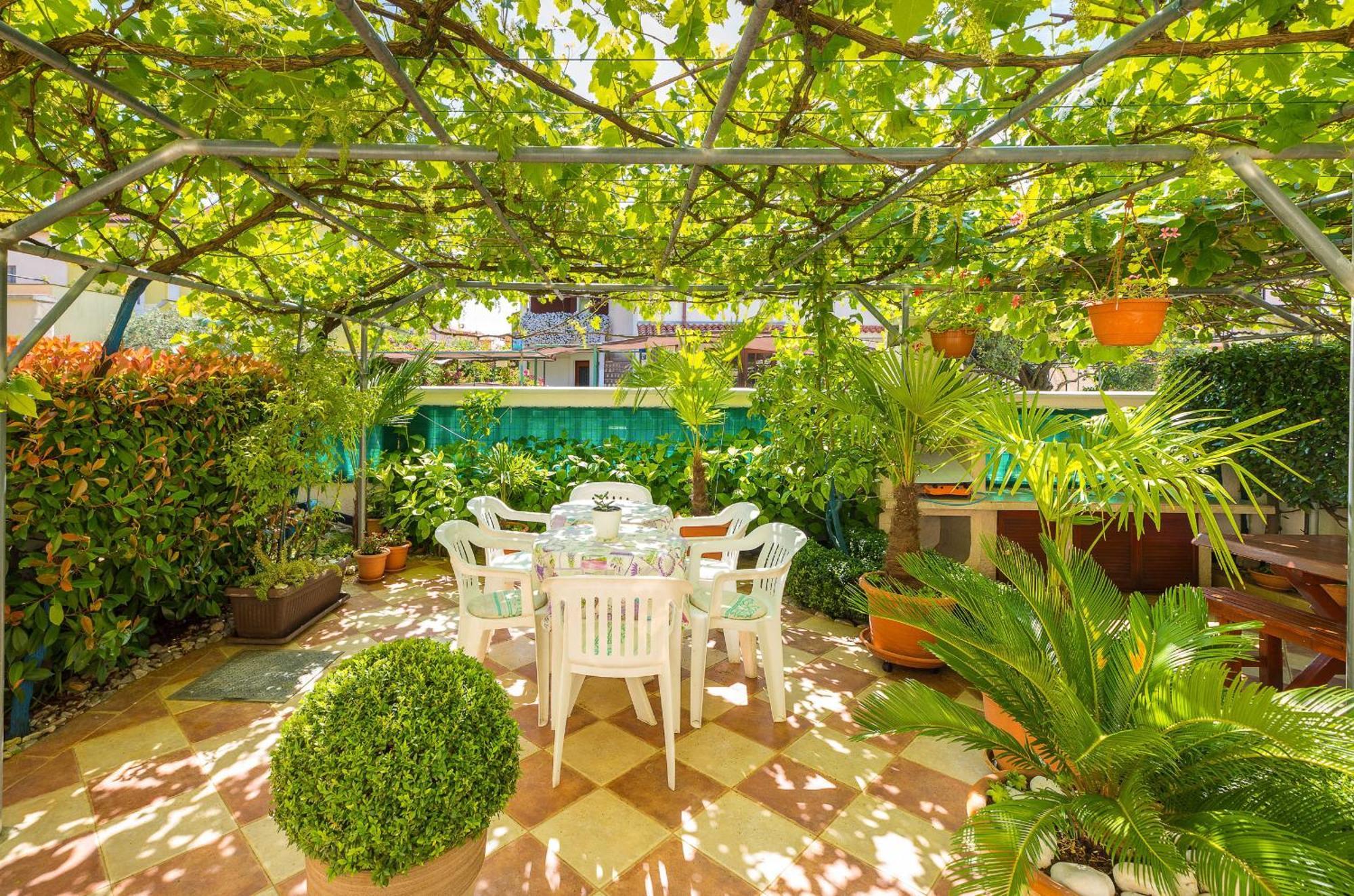 Villa Nada In Fazana - Near The Beach Экстерьер фото